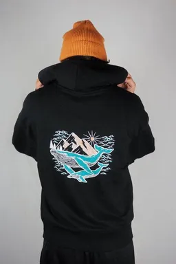 Zeachild Zeachild Hump back to the Mountains Hoodie – Produktbild 1 von 1