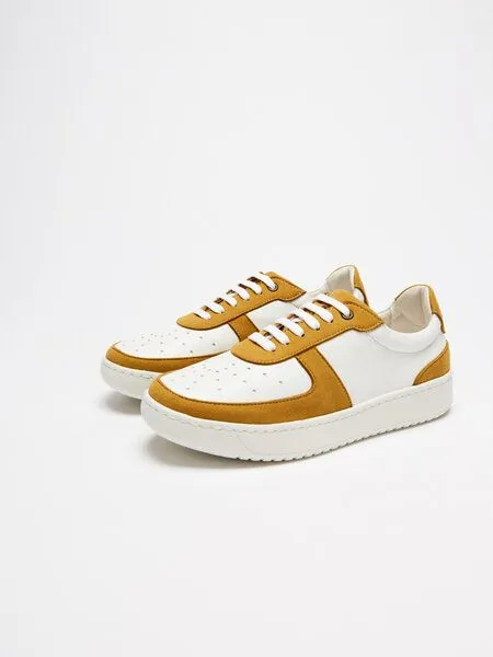 NINE TO FIVE NINE TO FIVE #meta - zeitloser Capsule Sneaker aus atmungsaktiver Microfaser, White lemon, – Produktbild 1 von 4