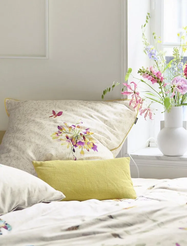 irisette irisette Bettwäsche Irisette Wave Mako-Satin Bettwäsche 135x200 Schmetterlinge Blumenwiese, Mako-Satin, 2 teilig, bügelleicht und hautsympathisch, Bunt, – Produktbild 4 von 4