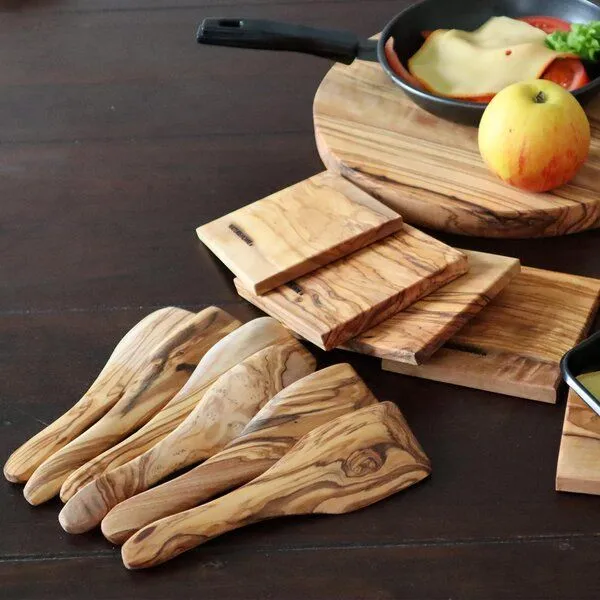 NATUREHOME NATUREHOME Raclette Set Olivenholz - 6 Holz-Schaber für Raclette Pfännchen – Produktbild 3 von 4