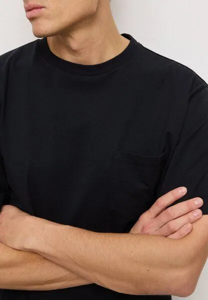 recolution Herren T-Shirt aus Bio-Baumwolle - APOSERIS POCKET - recolution, Black (schwarz), – Produktbild 4 von 4