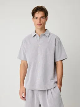 KnowledgeCotton Apparel KnowledgeCotton Apparel Herren vegan Shirt Breeze Comfort Aus Cord Kurzärmelig, Vintage , Indigo – Produktbild 1 von 1