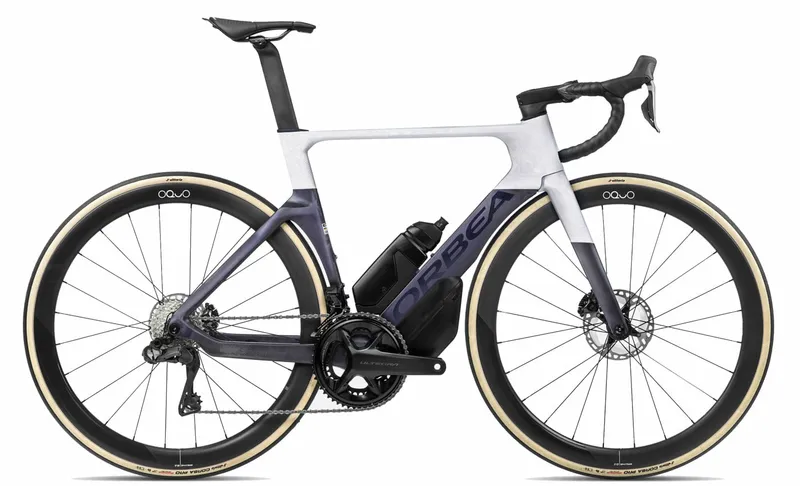 Orbea Orbea ORCA AERO M20iLTD - 28 Zoll 24K Diamant - Tanzanite - Lilac Lilac, Blau, – Produktbild 1 von 1