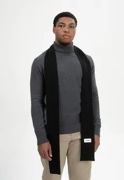 MELA Schmaler Strickschal  BANHI | von MELA | Fairtrade & GOTS zertifiziert – Produktbild 1 von 1