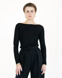 keijn keijn Longshirt HASH – Off Shoulder Shirt mit tiefem, gerundeten Rückenausschnitt – Produktbild 1 von 1