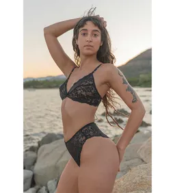 Anekdot Anekdot Damen vegan Dessous Set High Amber – Produktbild 1 von 1