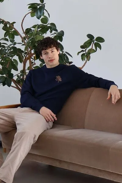 Kultgut Kultgut Tree in echter Woodoptik/ Vegan - Pullover flauschig & gemütlich, Dunkelblau, – Produktbild 3 von 4