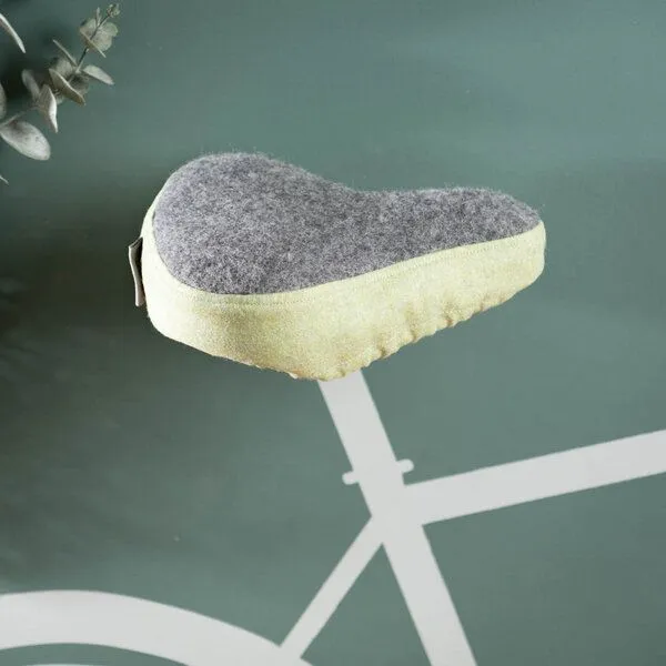 nahtur-design nahtur-design Sattelbezug aus Loden | Sitzheizung für Dein Fahrrad, Gruen_02 (grün), – Produktbild 1 von 5