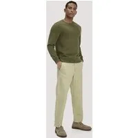 hessnatur hessnatur Chino RONNEL Relaxed aus reiner Bio-Baumwolle, Pastellmoos, – Produktbild 1 von 1