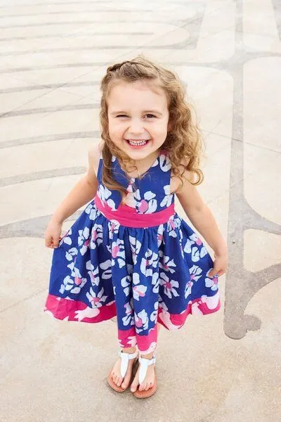 Global Mamas Global Mamas Bio Twirl Kleid - Tropics - Blau – Produktbild 2 von 4