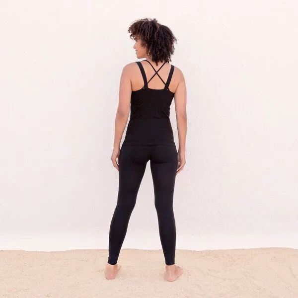 Jaya Jaya MARLENE TENCEL - Damen - Sportlich-feminines Top aus weichem, atmungsaktivem TENCEL Lyocell/Biobaumwoll-Mix mit integriertem Bustier für Yoga, Black/schwarz, – Produktbild 1 von 2