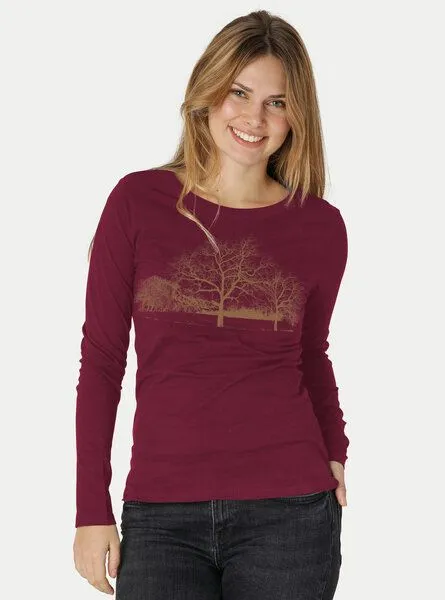Peaces.bio - handbedruckte Biomode Peaces.bio - handbedruckte Biomode Damen Langarmshirt Landscape, Bordeaux, – Produktbild 1 von 2