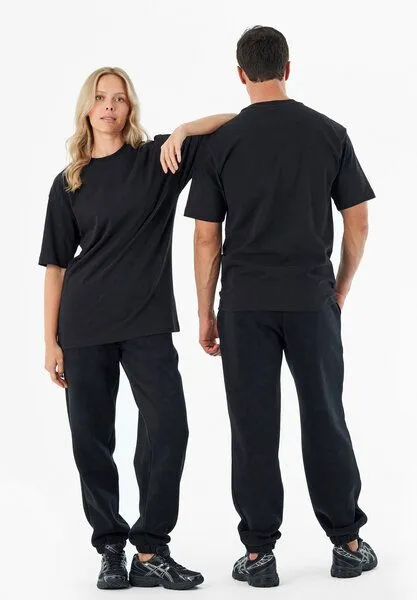 ORGANICATION ORGANICATION TUSSEM | Essentials Travel Unisex T-Shirt aus Bio-Baumwolle, Black, – Produktbild 1 von 3