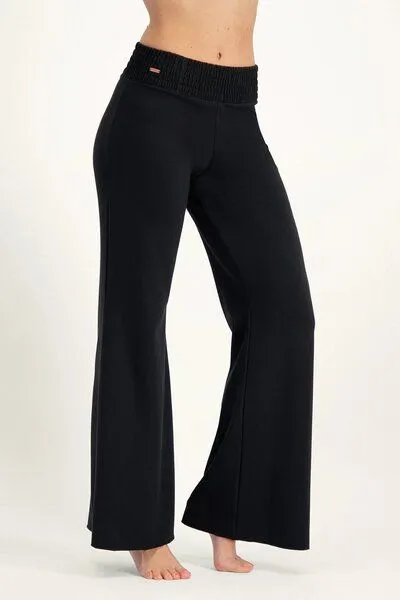 Urban Goddess Urban Goddess Flow Weite Yoga-Hose, Onyx black (schwarz), – Produktbild 2 von 3