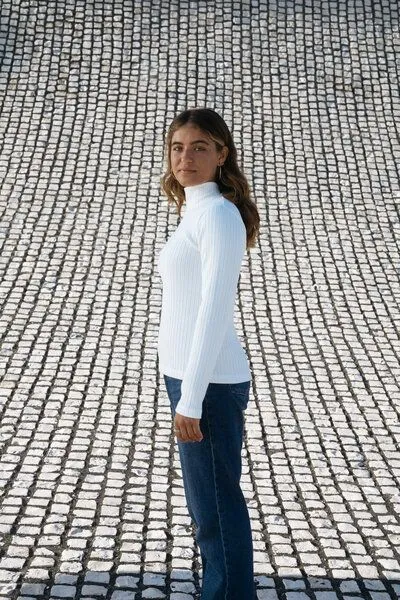 SALZWASSER SOFO – Rib Longsleeve (Damen) aus Bio-Baumwolle (GOTS) von SALZWASSER, Weiss, – Produktbild 1 von 4