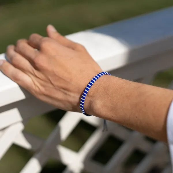 juni juni Gestreiftes Perlenarmband "Coco" im Breton Stil, Blau, – Produktbild 2 von 6