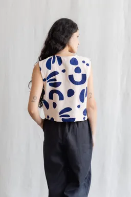 Jyoti - Fair Works Jyoti - Fair Works Damen vegan Top DIYAn Druck Atlantik Weiß & Blau – Produktbild 1 von 1