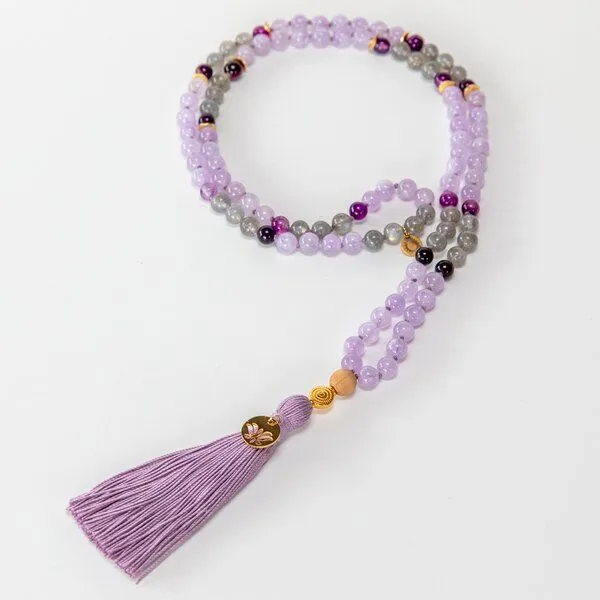 Divasya Divasya Mala-Kette "Peaceful Mind" mit Amethyst & Mondstein – Produktbild 1 von 4