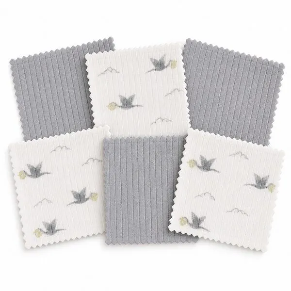 bistyle bistyle Baby Spucktücher 6er Set | 20 x 20 cm | 100 % Bio-Baumwolle | mit kleinen Motiven, Ecru/grau, – Produktbild 1 von 3