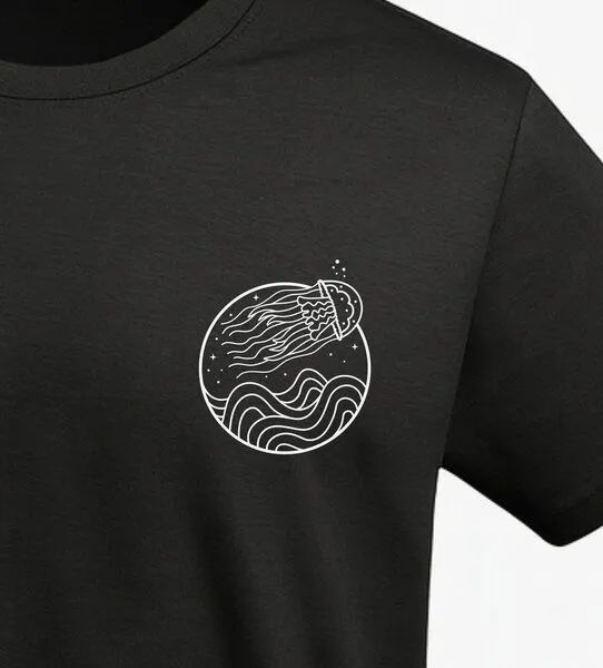 vis wear vis wear Qualle zwischen Ozean und Wellen - Unisex Organic T-Shirt, Navy, – Produktbild 3 von 4