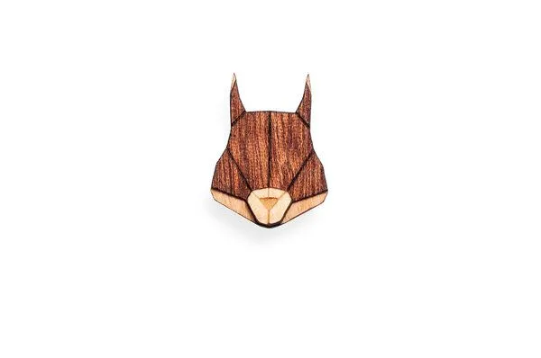 BeWooden BeWooden Broschen aus Holz Set Eichhörnchen, Fuchs + Bär – Produktbild 3 von 4
