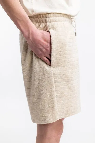 Rotholz Rotholz Frottee Shorts aus Bio-Baumwolle, Sand, – Produktbild 2 von 4
