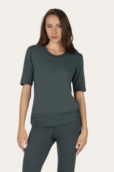Urban Goddess Urban Goddess Dry Fit Yoga Shirt Kami, Pinyon (grau), – Produktbild 1 von 5