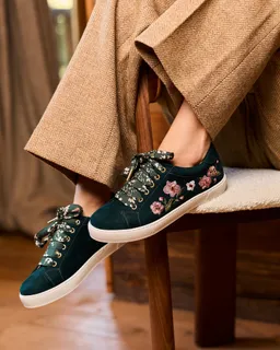 Minuit Sur Terre Minuit Sur Terre Damen vegan Sneaker Virevolte Forêt Fleurie Schwarz – Produktbild 1 von 1