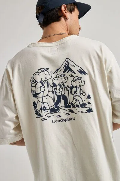 Trendsplant Trendsplant Hikers Oversized Heavy T-Shirt Marshmallow, Blau, – Produktbild 1 von 4