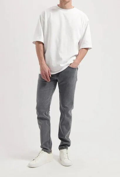 MUD Jeans MUD Jeans Jeans Regular DUNN Low Tapered Comfort aus einem Baumwolle / Tencel Mix, Light grey (grau), – Produktbild 4 von 5