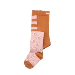 Walkiddy Baby Socken Bio-Baumwolle GOTS Pastel Pink von Walkiddy – extra weiche, elastische, nachhaltig produzierte Erstlingssocken für Neugeborene und Kleinkinder – zarte Farbe für jeden Tag – Produktbild 1 von 1