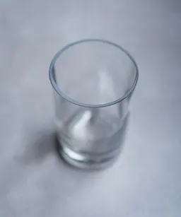 MaBe MaBe Longdrinkglas oder auch für Latte Macchiato Upcycling aus der Whisky Flasche – Produktbild 1 von 1