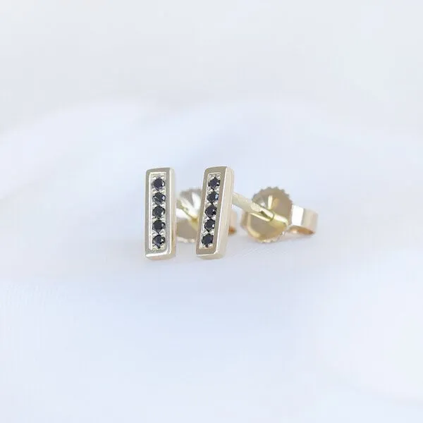 Eppi Eppi Minimalistische Ohrringe mit schwarzen Diamanten Ismail, Rosa, – Produktbild 2 von 2