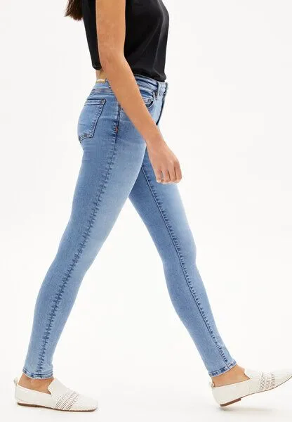 ARMEDANGELS ARMEDANGELS TILLAA Damen Skinny Jeans Mid Waist Bio-Baumwoll Mix X-Stretch, Sky blue, – Produktbild 4 von 4