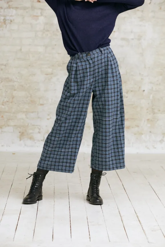 Jyoti - Fair Works Jyoti - Fair Works Damen vegan Culotte AWAsi Karos Dunkelblau, Blau, – Produktbild 2 von 2