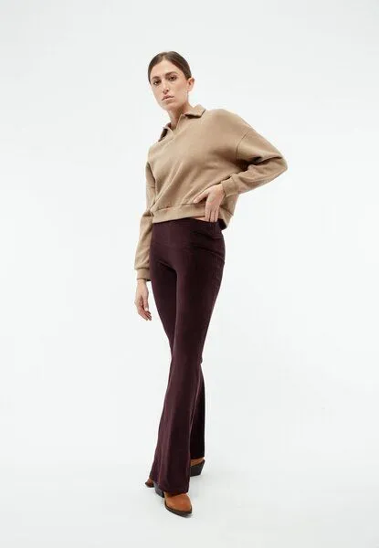 Givn Berlin Givn Berlin Sweater GBRESA aus recycelter Baumwolle mit Kragen, Beige, – Produktbild 2 von 4
