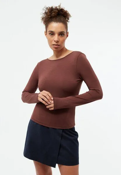 Givn Berlin Givn Berlin Longsleeve GBMIMI aus TENCEL mit tiefem Rückenausschnitt, Burned brown (tencel), – Produktbild 1 von 4
