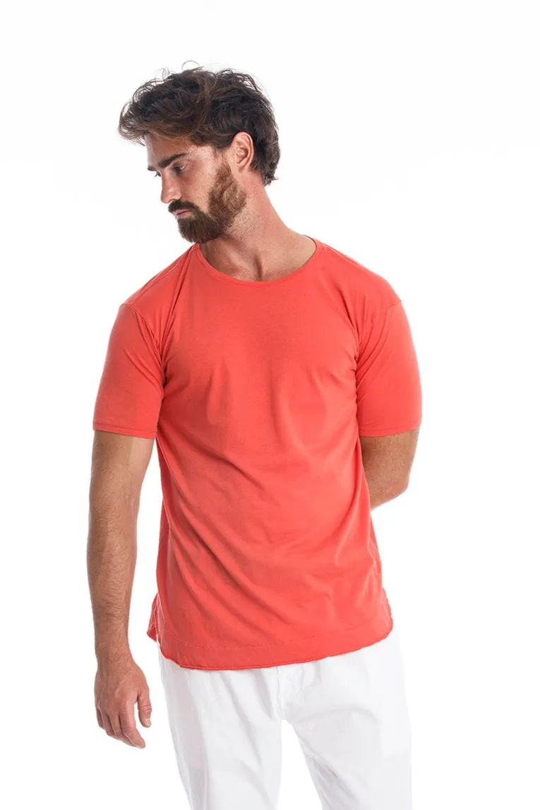 RAVENS VIEW IBIZA RAVENS VIEW IBIZA Herren vegan T-Shirt Rick Curved Radiant Red, Rot, – Produktbild 2 von 2
