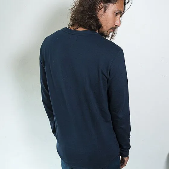 The Driftwood Tales The Driftwood Tales Basic Piqué Langarm Tshirt, Navy, – Produktbild 3 von 4