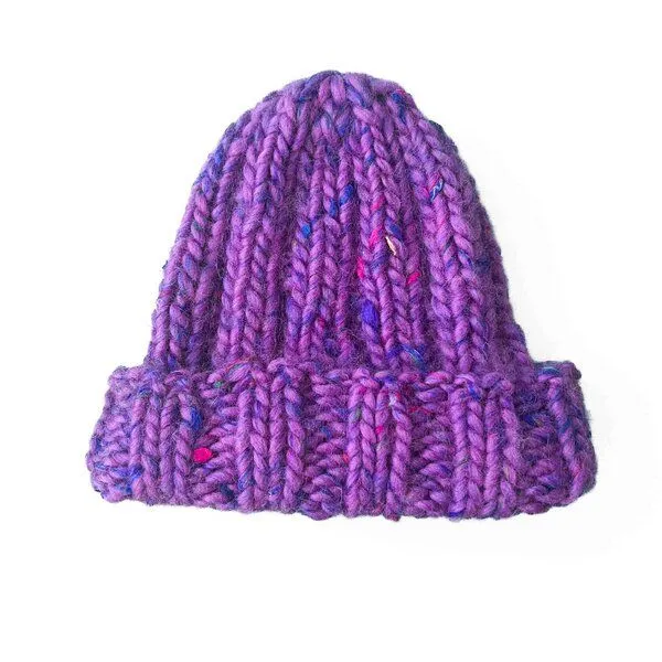 PANAPUFA PANAPUFA Handgestrickte Chunky Beanie – 90 % Merinowolle, 10 % Seide, Violett, – Produktbild 1 von 2