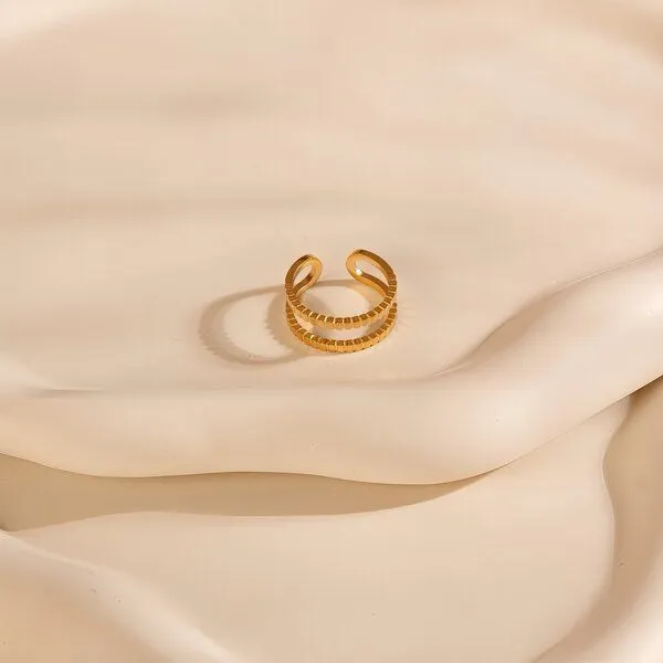 ELEKTROPULLI Größenverstellbarer DOTS DOUBLE Ring ca. Ø 17 mm von Elektropulli, Gold, – Produktbild 4 von 4