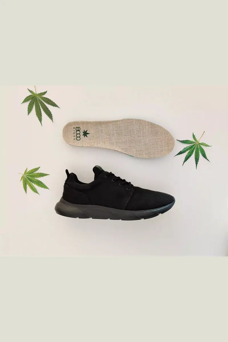 8000kicks EU 8000kicks EU Herren vegan Sneaker Explorer V2, Schwarz, – Produktbild 1 von 2