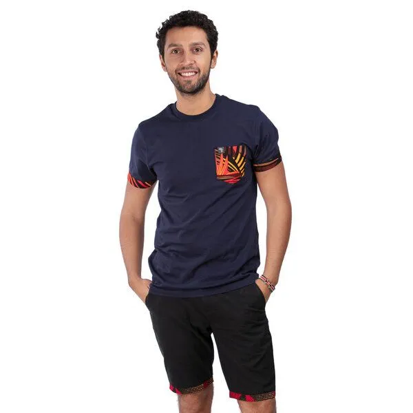 Africulture T-Shirt Africulture "Sunrise" mit Brusttasche aus Westafrikanischem Kitengestoff Navy – Produktbild 1 von 2