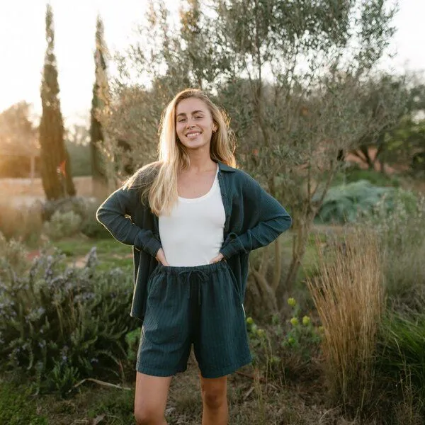 NORDLICHT NORDLICHT Shorts Tinja mit Streifen, Waldgrün, – Produktbild 3 von 4