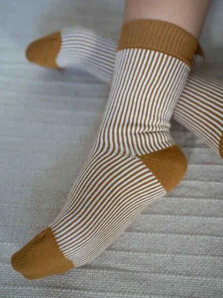 FUXBAU FUXBAU Gestreifte Jacquard Socken, Creme senf, – Produktbild 2 von 4