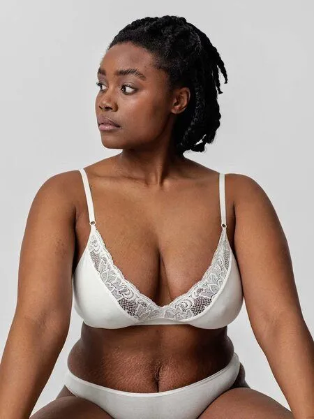 erlich textil erlich textil Clara bügelloses Bustier mit Spitze aus weichem Modal, Ecru, – Produktbild 5 von 5