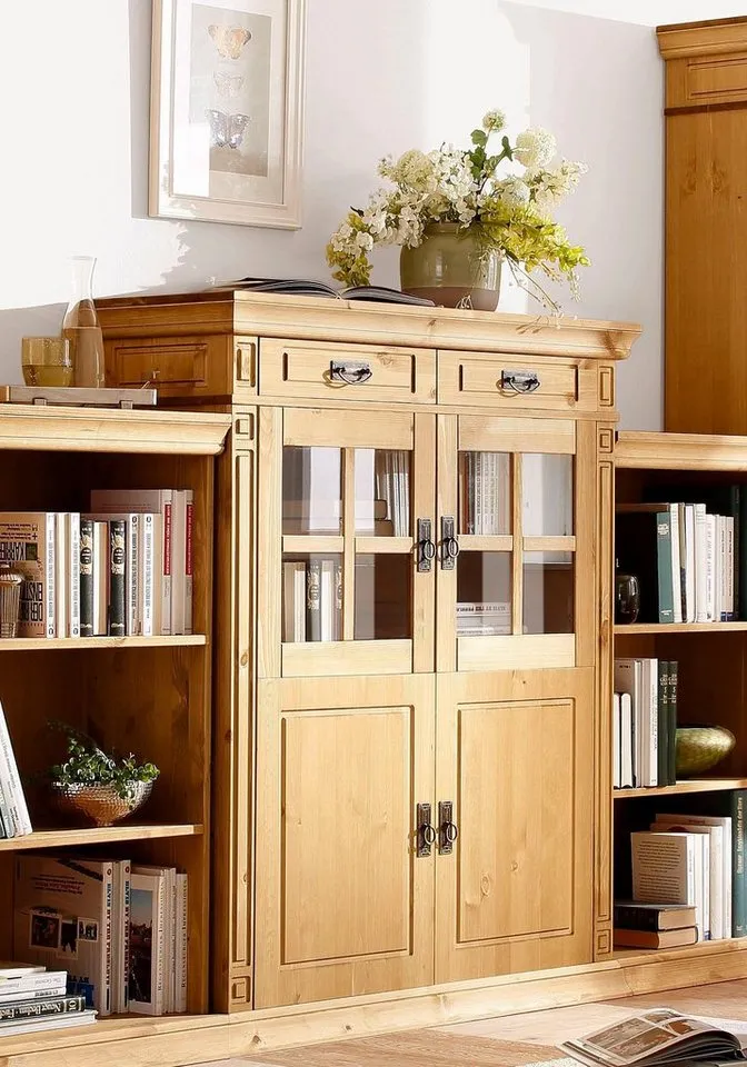 OTTO home Highboard Vinales, 2 Schubladen, 4 Türen, 3 Einlegeböden, Griffe im Jugendstil (B/T/H:112/39/130 cm), Vitrine, Messinggriffe im Jugendstil, Kiefer, FSC®, Beige, – Produktbild 2 von 5