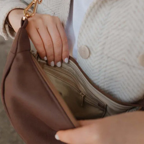 BOWLEANIES TASCHEN BOWLEANIES TASCHEN Moon Bag aus Lederfaserstoff, Chocolate gold, – Produktbild 3 von 3