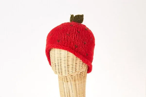 short'n'pietz short'n'pietz Schurwollmütze Erdbeere, handgestrickt, Rot, – Produktbild 1 von 1