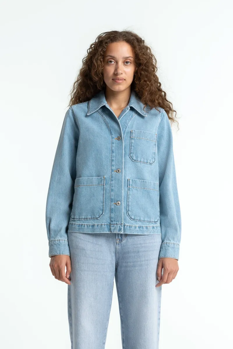 Kings Of Indigo Kings of Indigo Damen vegan Jacke Denim Navarre Reef Super Light Washed Blau, Hellblau, – Produktbild 1 von 2